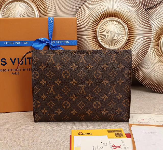 Louis Vuitton monogram canvas toiletry pouch 26 M47542 