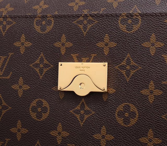 Louis vuitton original monogram canvas cluny mm M42735