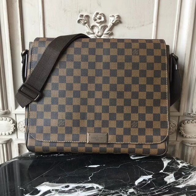 Louis vuitton original damier ebene district bag mm N41212