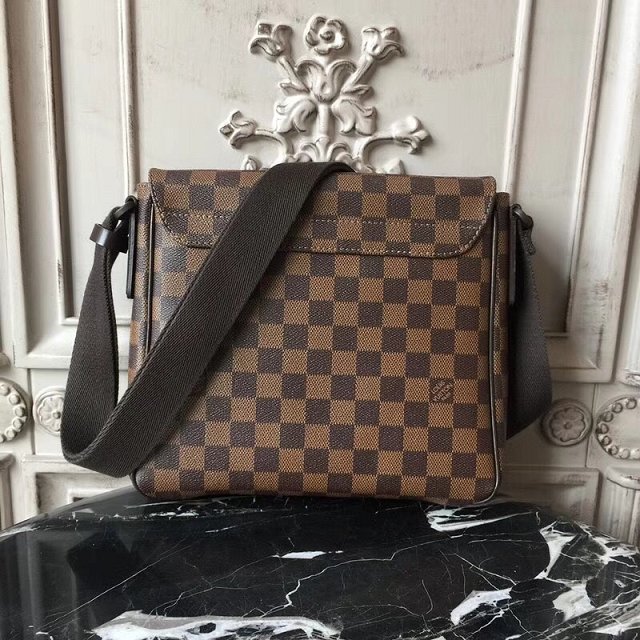 Louis vuitton original damier ebene district bag pm N41213