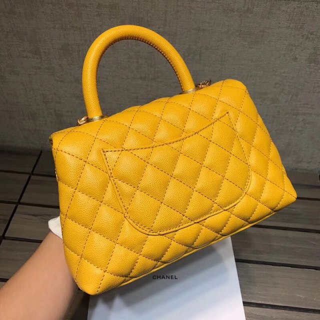 2018 CC original grained calfskin small flap bag with top handle A92990 yellow