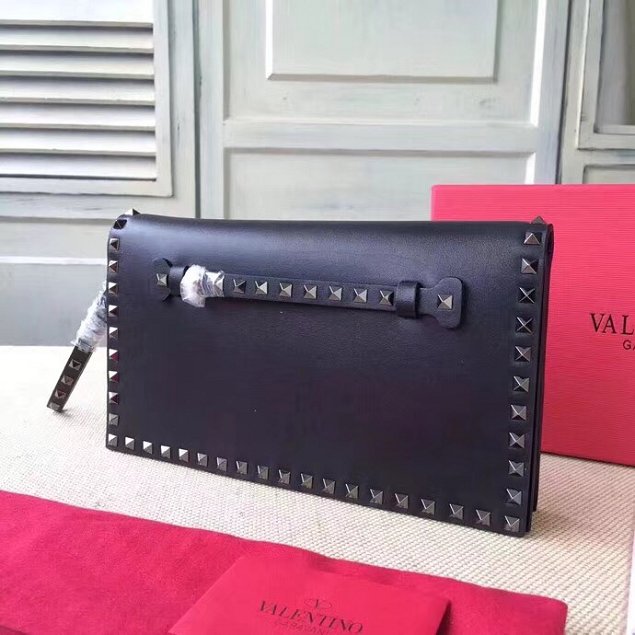 Valentino original calfskin rockstud clutch 0399 black