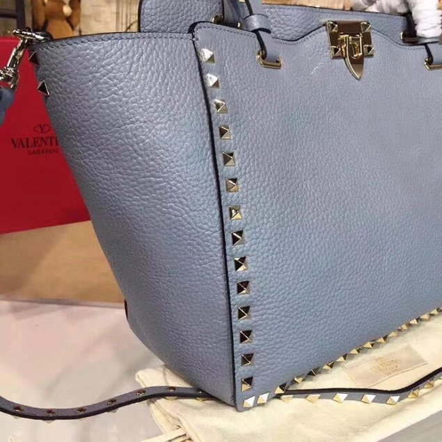 Valentino original grained calfskin rockstud large tote bag 0970 light blue