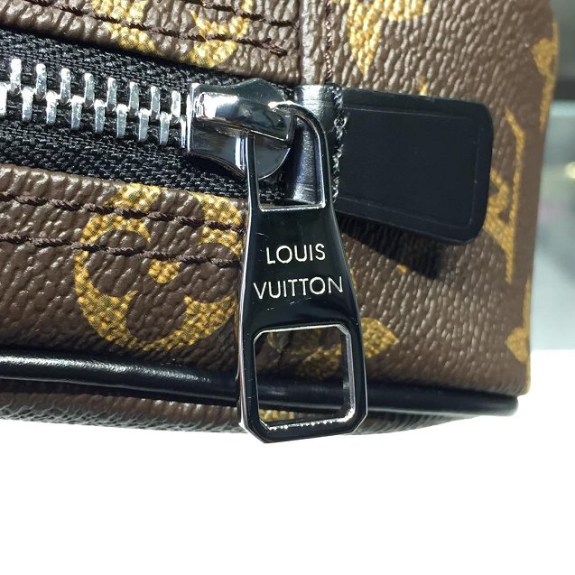 Louis vuitton original monogram canvas toiletry pm M47507