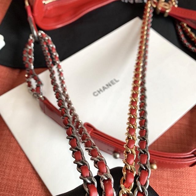 2019 CC original aged calfskin gabrielle small hobo bag A91810 red