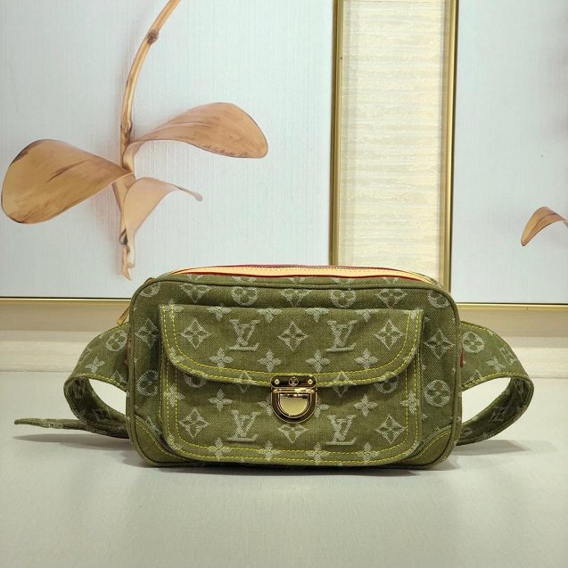 2020 Louis vuitton original denim waist bag M44466 green