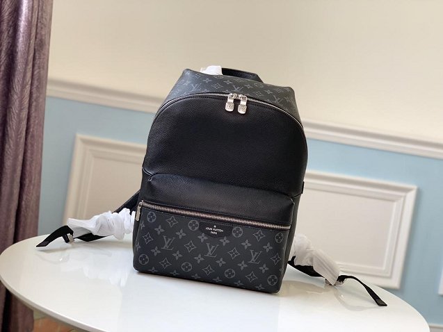 Louis vuitton original taiga leather discovery backpack M30230 black