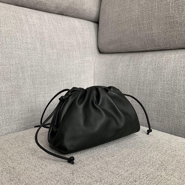 2019 BV original calfskin small 20 pouch 585852 black