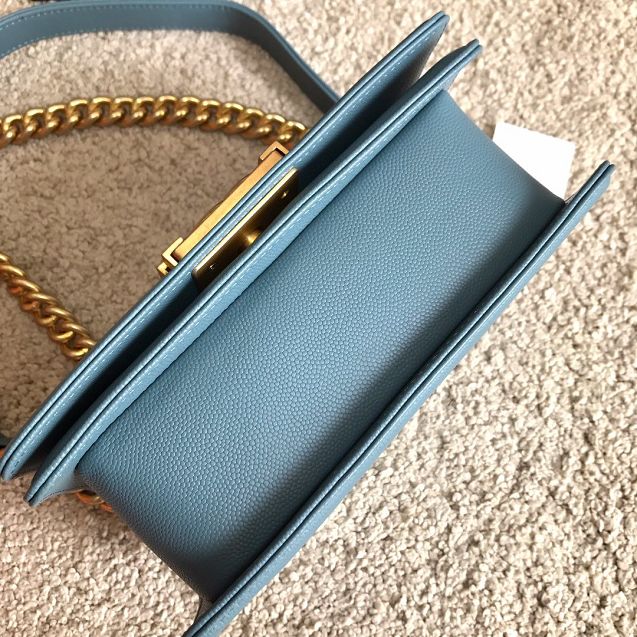 2019 CC original grained calfskin small boy handbag A67085-2 light blue