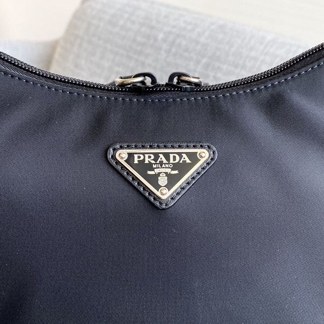 Prada original nylon re-edition 2000 large hobo bag 1BC115 black