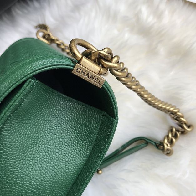 CC original grained calfskin large boy handbag 67087 green