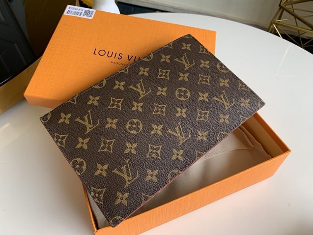 Louis vuitton monogram toiletry pouch M55643