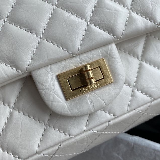 CC original aged calfskin 2.55 flap handbag A37586 white