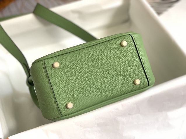 Hermes original togo leather mini lindy 19 bag H019 vert criquet