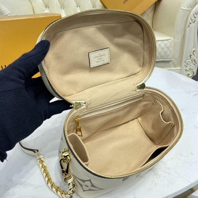2021 Louis vuitton original calfskin vanity pm handbag M45599 white
