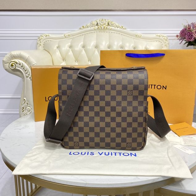 Louis vuitton original damier ebene naviglio messenger bag N45255 