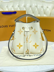 Louis vuitton original embossed calfskin neonoe BB bag M45716 white
