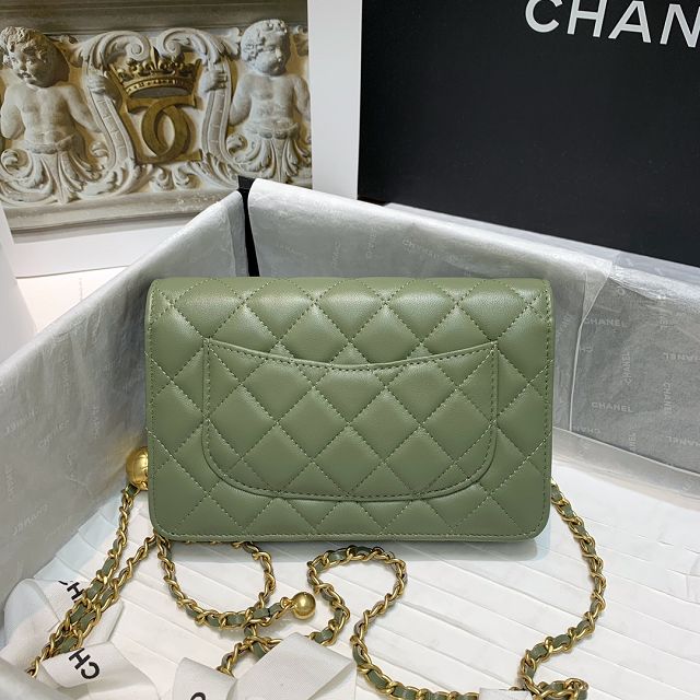 CC original lambskin wallet on chain AP1450 green