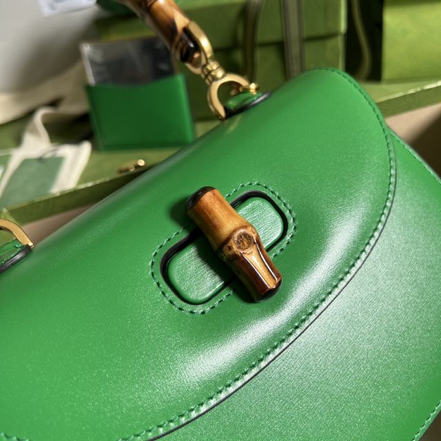 2022 GG original calfskin small top handle bag 675797 green