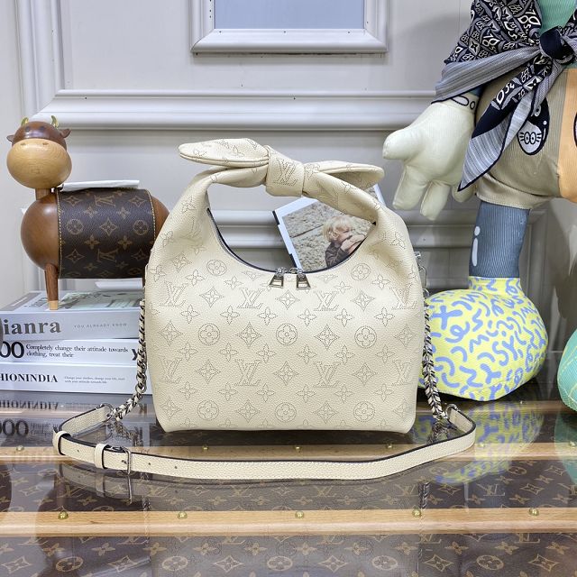 Louis vuitton original mahina calfskin why knot pm M20700 cream