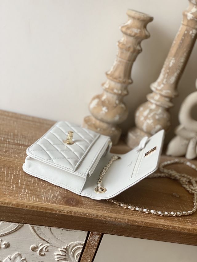 CC original lambskin wallet on chain A80982 white