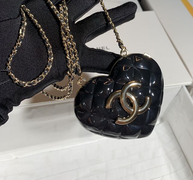 CC original resin heart clutch with chain AB7108 black