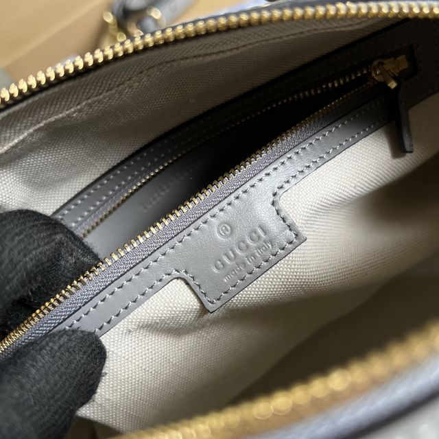 GG original matelasse leather medium bag 702242 grey