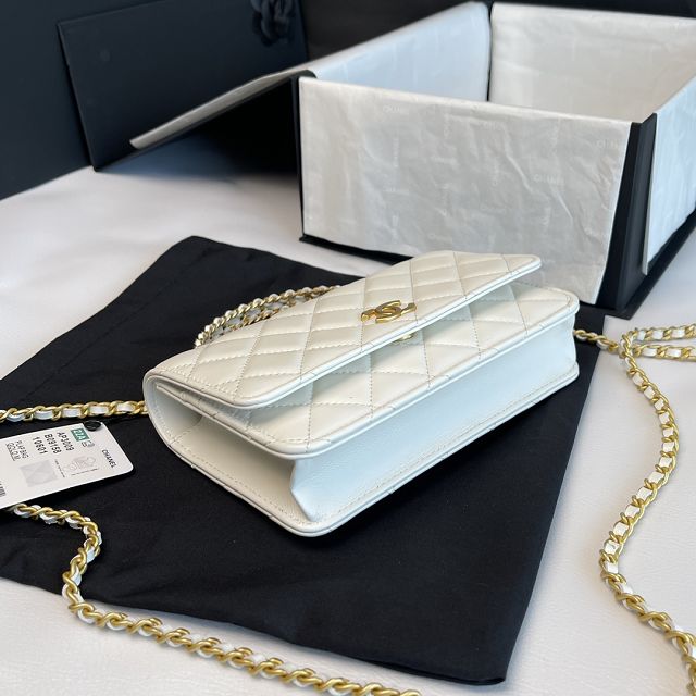 CC original lambskin wallet on chain AP3009 white