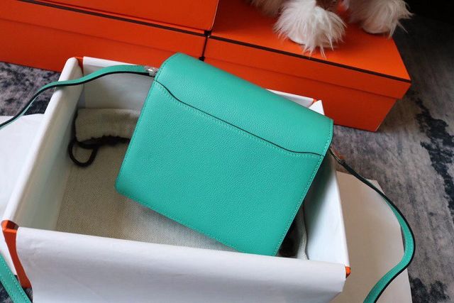 Hermes original evercolor leather roulis bag R18 vert verone