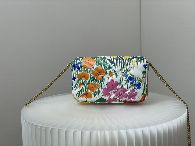 GG original calfskin marmont super mini bag 476433 white