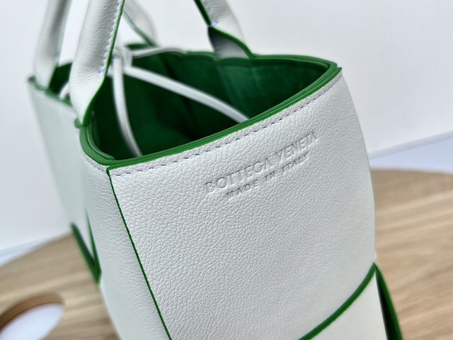 BV original grained calfskin small arco tote bag 652867 white&green