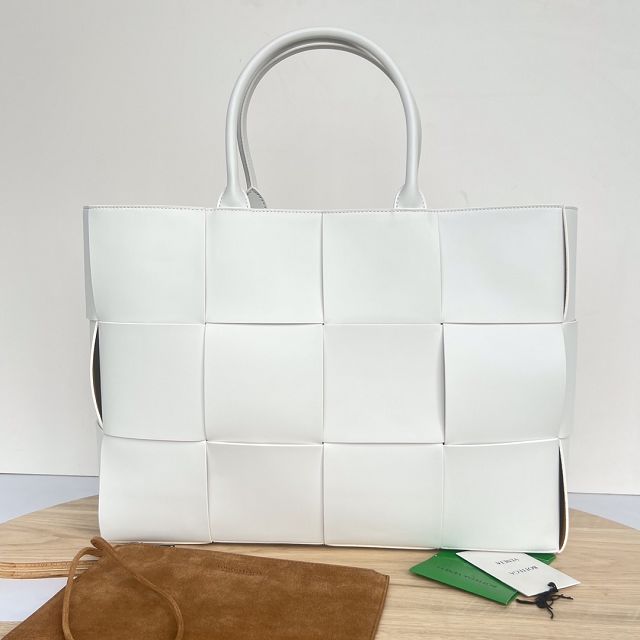 BV original calfskin large arco tote bag 680165 white