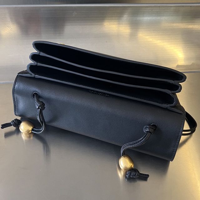 BV original lambskin trio pouch on strap 717435 black