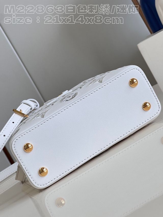 Louis vuitton original calfskin capucines mini handbag M22375 white