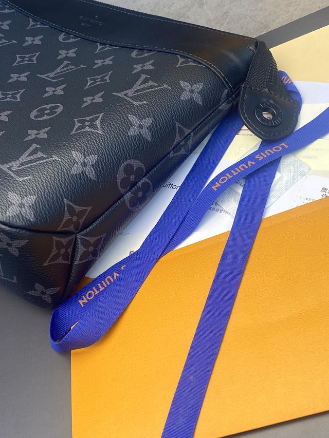 Louis vuitton original monogram eclipse pochette voyage M82543 