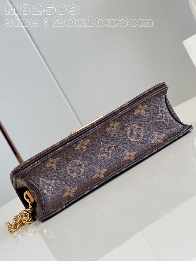 Louis vuitton original monogram canvas wallet on chain lily M82509