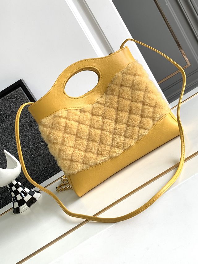 2024 CC original shearling 31 mini shopping bag AS4133 yellow