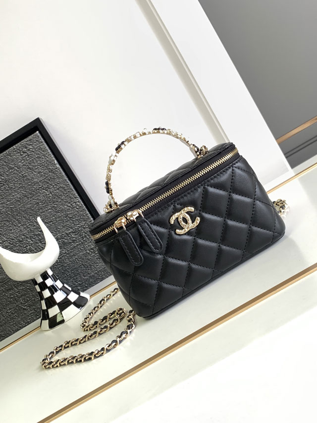 CC original lambskin clutch with chain AP3593 black