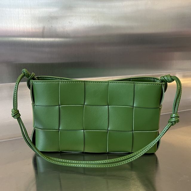 BV original calfskin cassette pouch on strap 730543 green