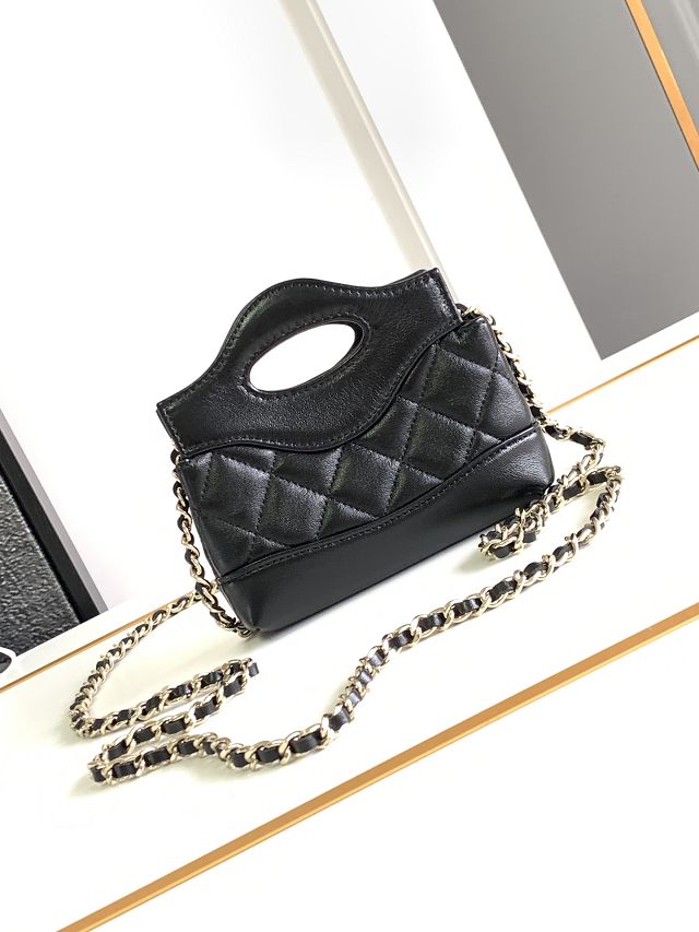 CC original shiny lambskin clutch with chain AP3875 black