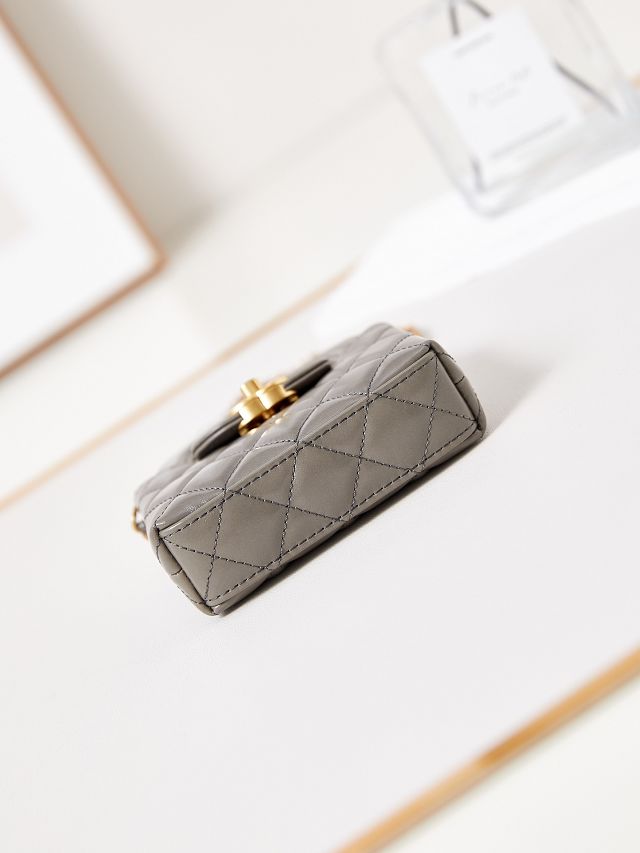 CC original calfskin clutch with chain AP3435 grey