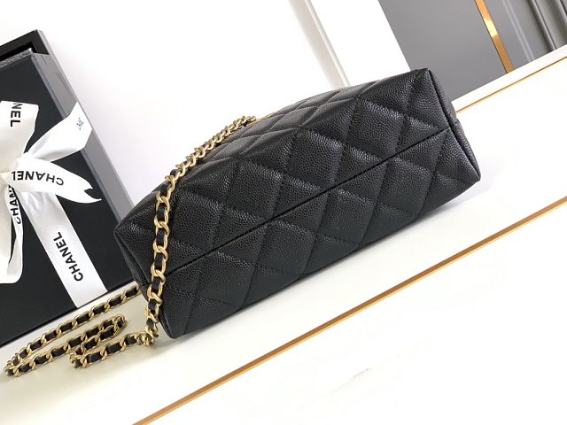 CC original grained calfskin clutch with chain AP4066 black