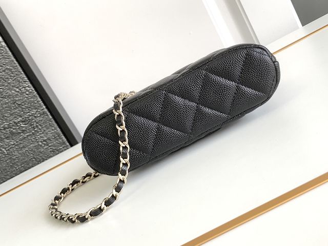 CC original grained calfskin clutch with chain AP4000 black