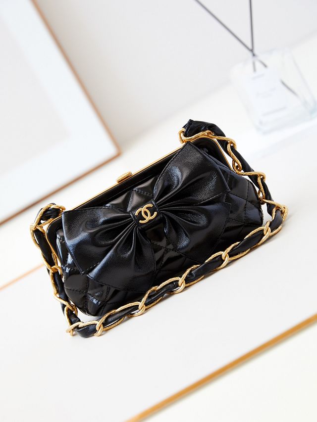 CC original lambskin clutch with chain AP4027 black