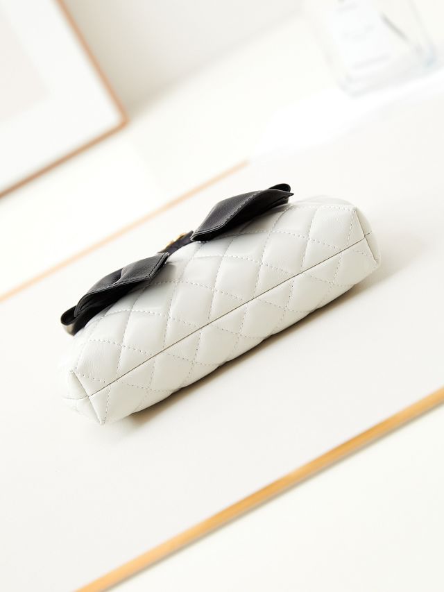 CC original lambskin clutch with chain AP4027 white&black