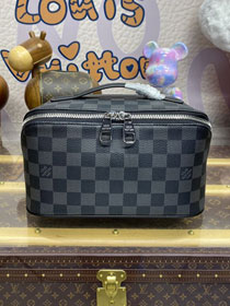 Louis vuitton original damier graphite toiletry bag N11506