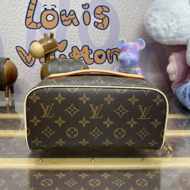 Louis vuitton original monogram canvas toiletry bag M11750