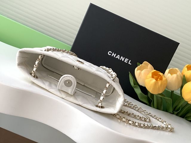 CC original grained calfskin clutch with chain AP4423 white