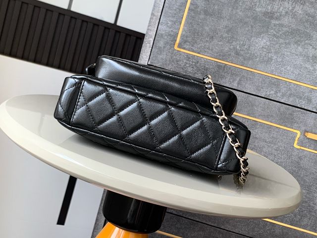 CC original lambskin clutch with chain AP4348 black