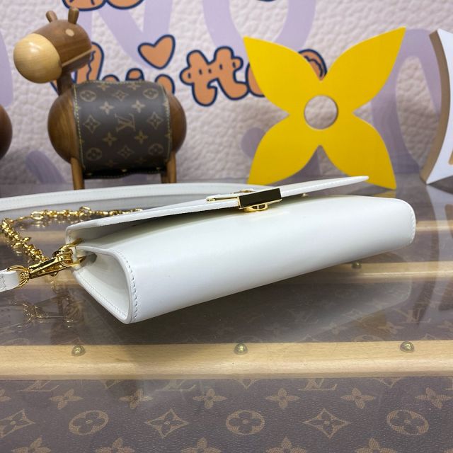 Louis vuitton original calfskin capucines wallet on chain M12143 white